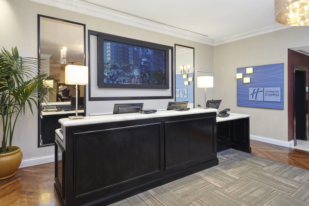 Holiday Inn Express Chicago - Magnificent Mile by IHG — photo 3