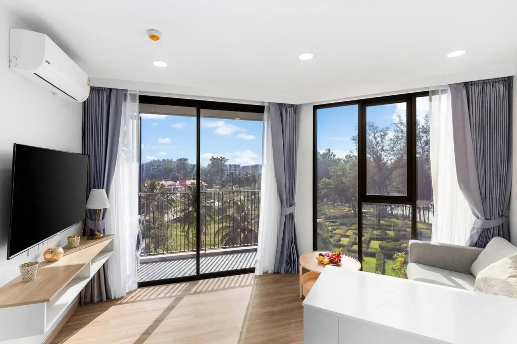 Laguna SkyPark Bang Tao 1 bedroom corner 2520 Apartments — photo 7