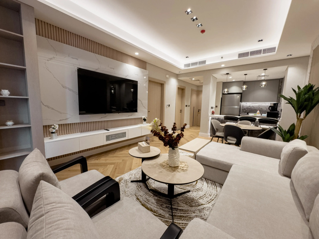Vserve Elevate Your Stay with Stunning Skyline Views Apartments — photo 7