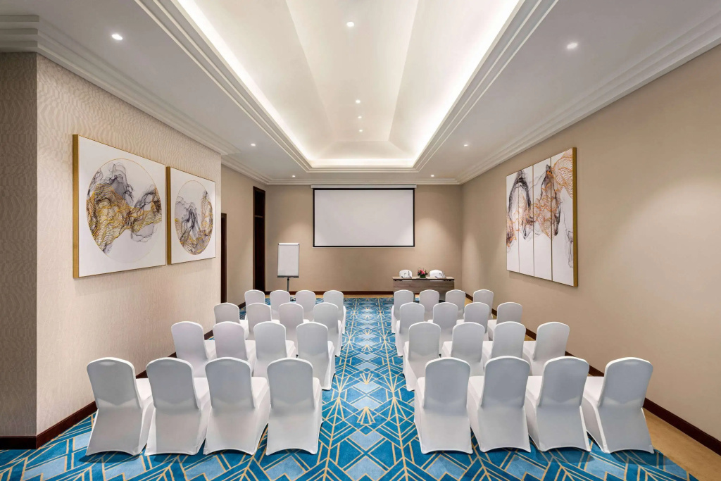 Wyndham Grand Doha West Bay Beach, photo 4