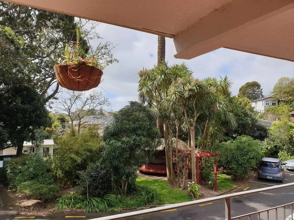 11 of 43 woodward road mount albert — photo 2