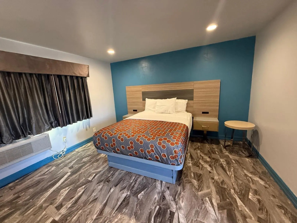 Travel Inn Motel — photo 8