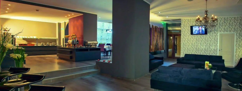Trianon Hotel