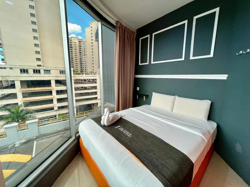 1 Hotel Kuchai Lama — photo 6