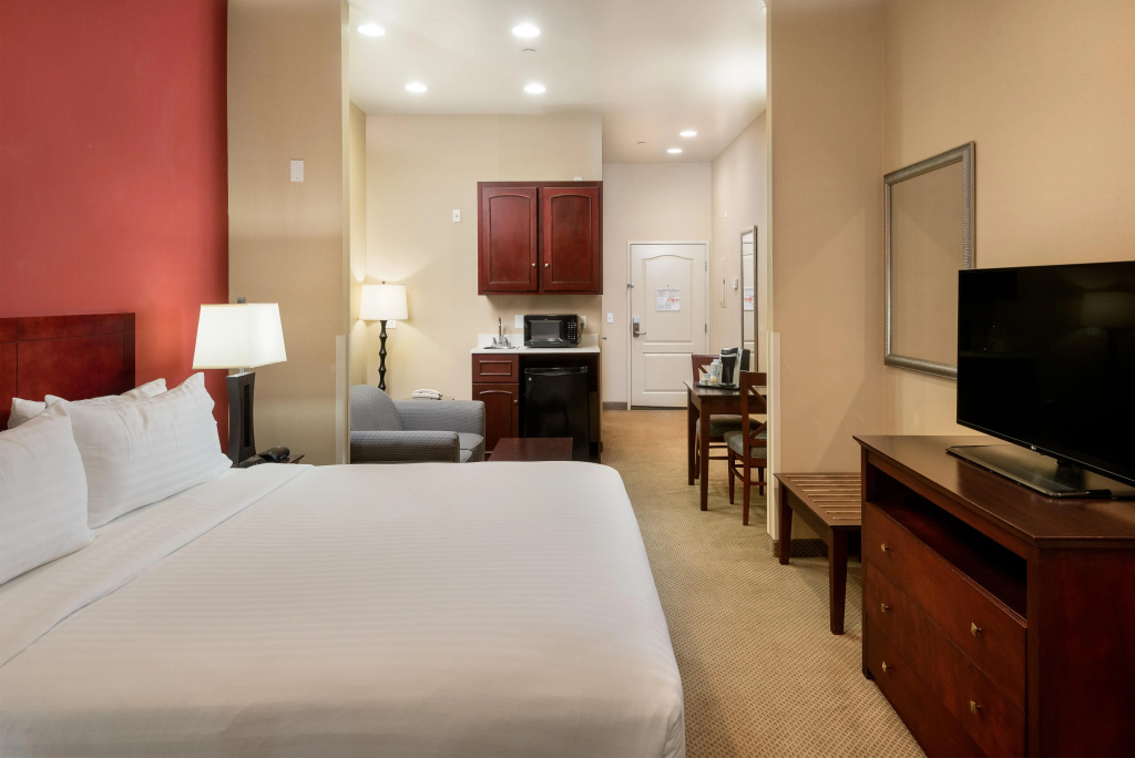 Holiday Inn Express Los Angeles Airport Hawthorne by IHG, photo 4