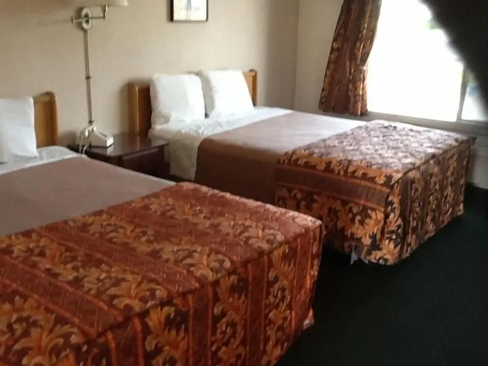 Downey Inn — photo 7