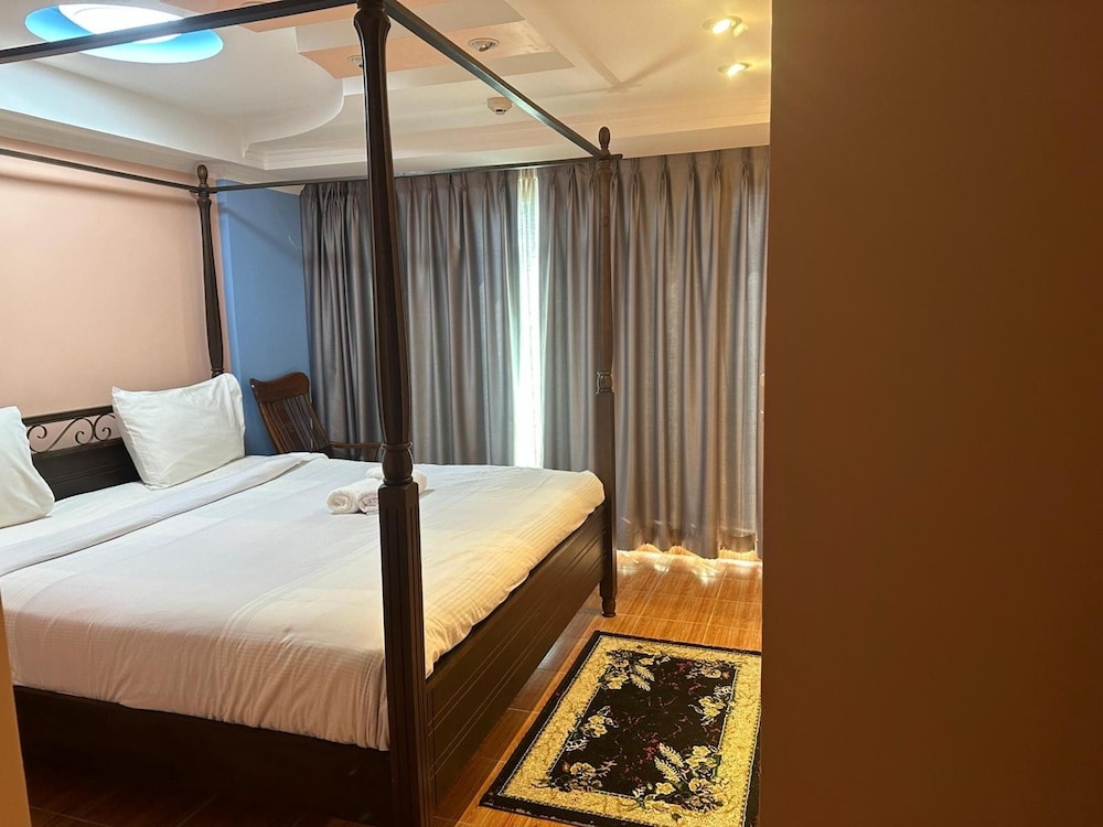 Apartments Omni Tower Direct Rooms Sukhumvit Soi 4, photo 4