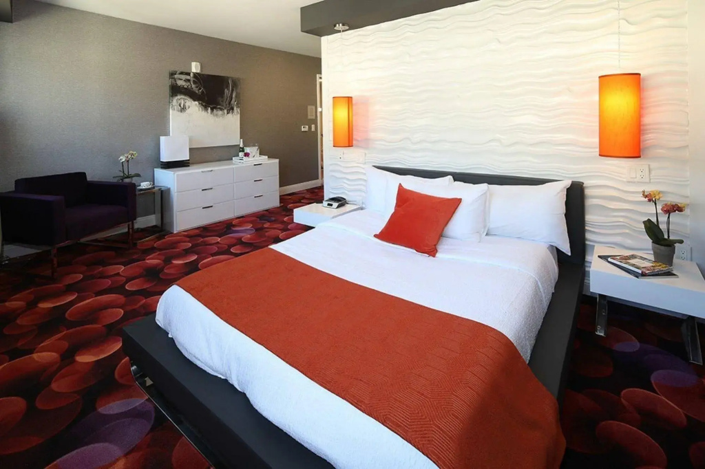 Lexen Hotel- Hollywood Walk of Fame/Universal Studios — photo 4