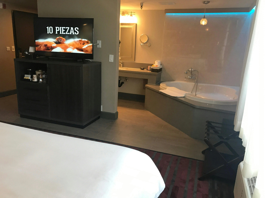 GreenTree Inn & Suites Alhambra — photo 8