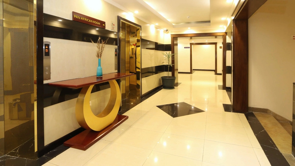 Elilly International Hotel — photo 8