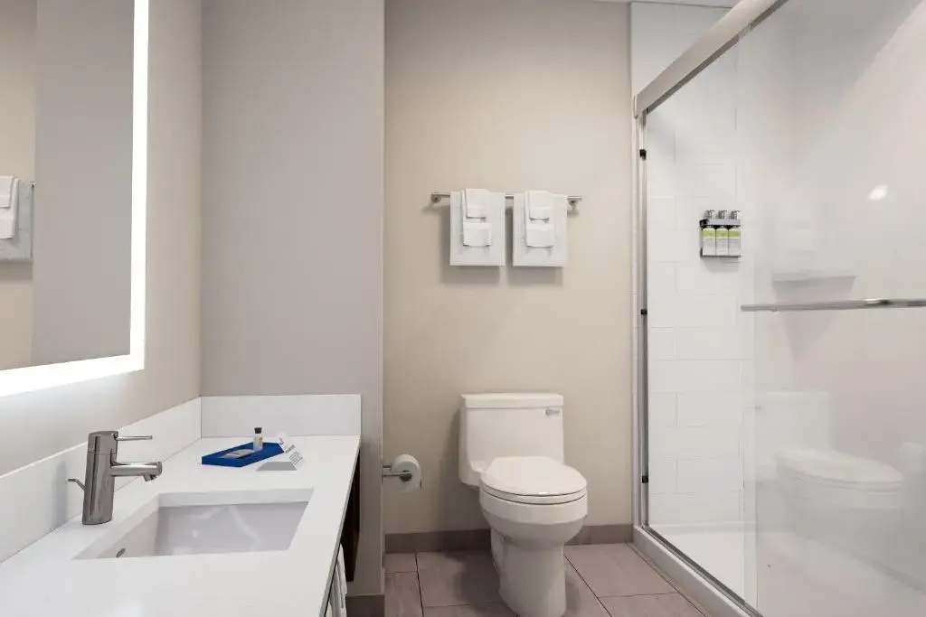Holiday Inn Express & Suites Hawaiian Gardens by IHG — photo 7