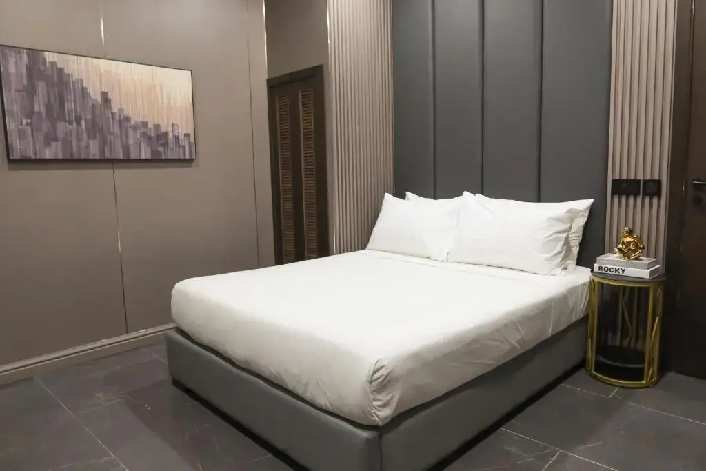Recharge Residences Studio Apartment & Suites — photo 2