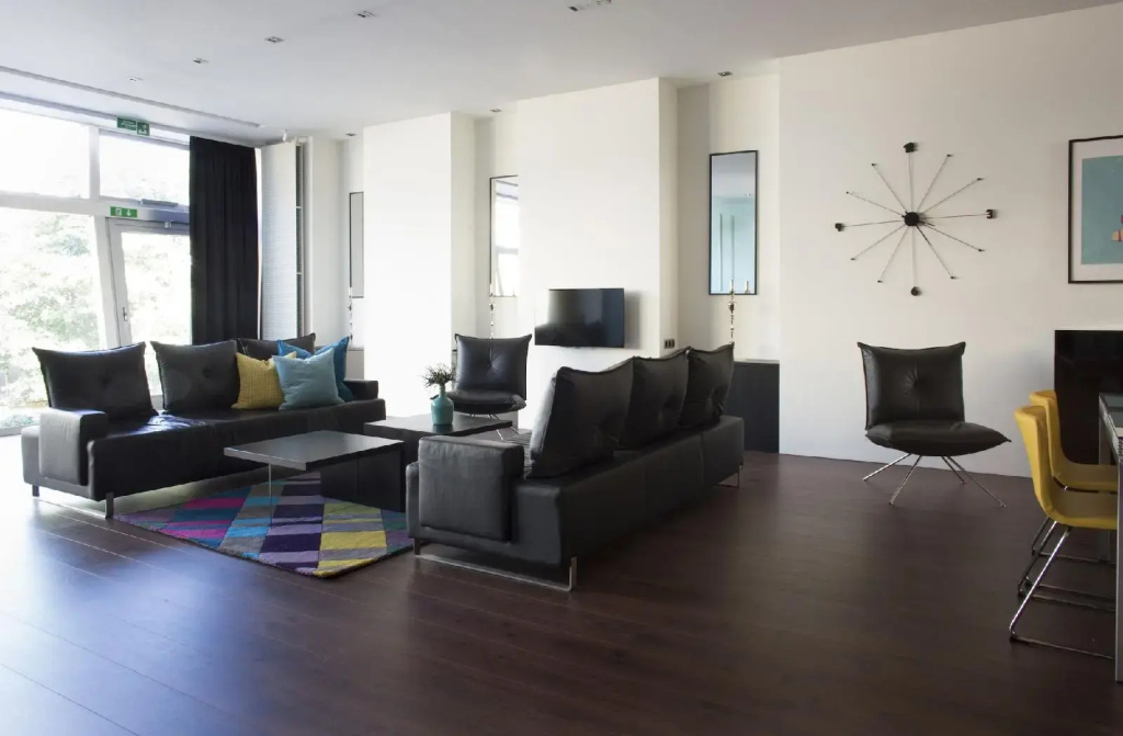 Room With A View - Apartment Hotel