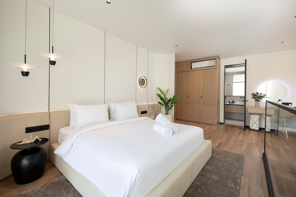 Echo Beach Villas 6 — photo 7