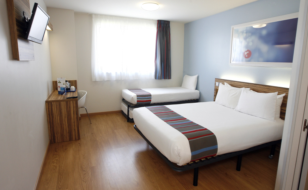 Travelodge Barcelona Poblenou — photo 4