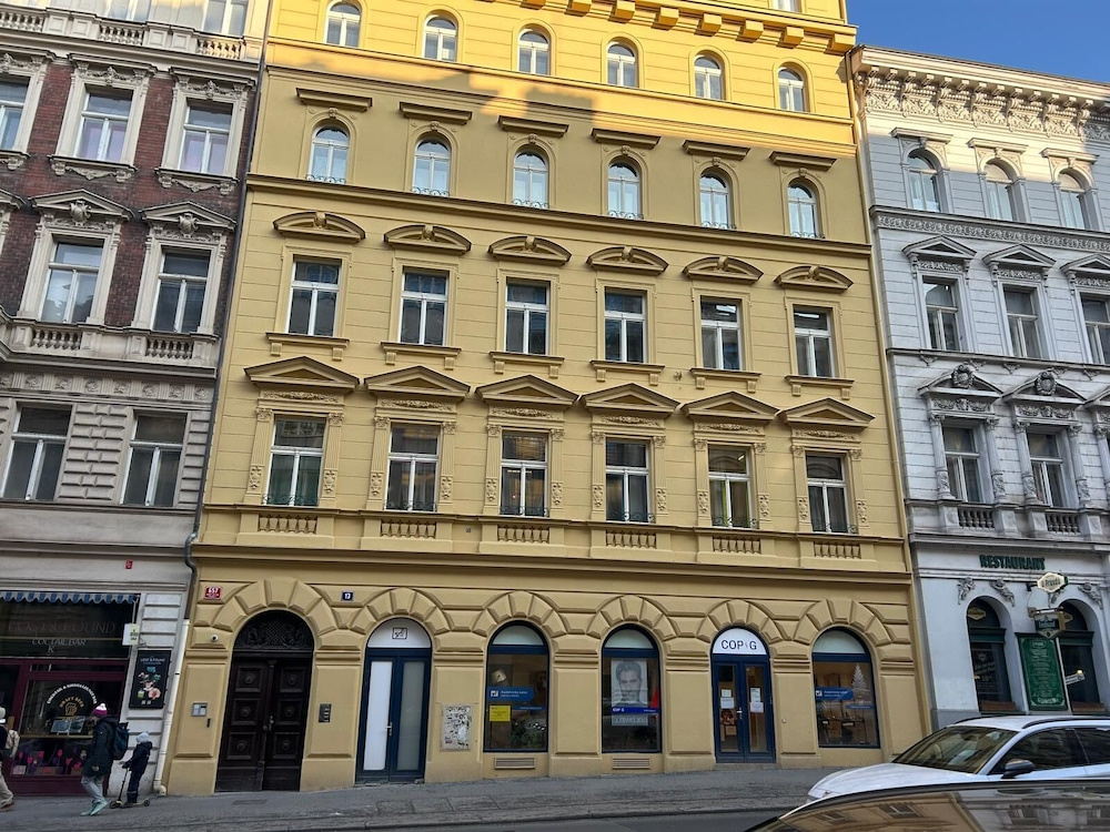 Apartment Colours Prague Center