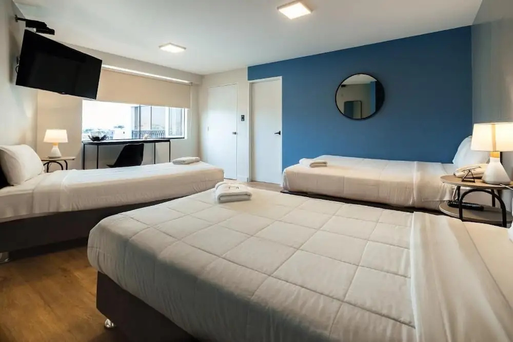 MiraFlores Suites Hotel, photo 3