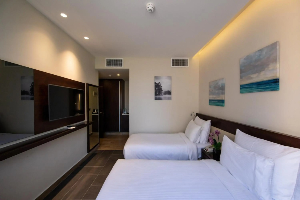 The Compass Hotel