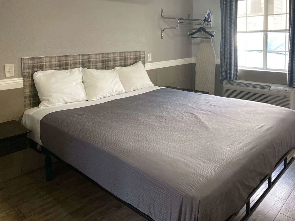 Motel 6 Glendale, CA – Pasadena Burbank Los Angeles — photo 6