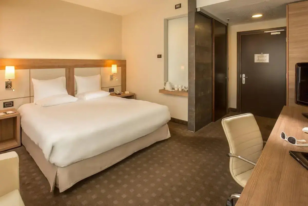 DoubleTree by Hilton Milan — photo 3