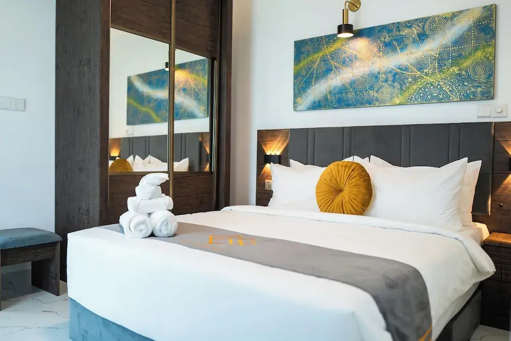 Aina Residency Beachfront Hotel — photo 7