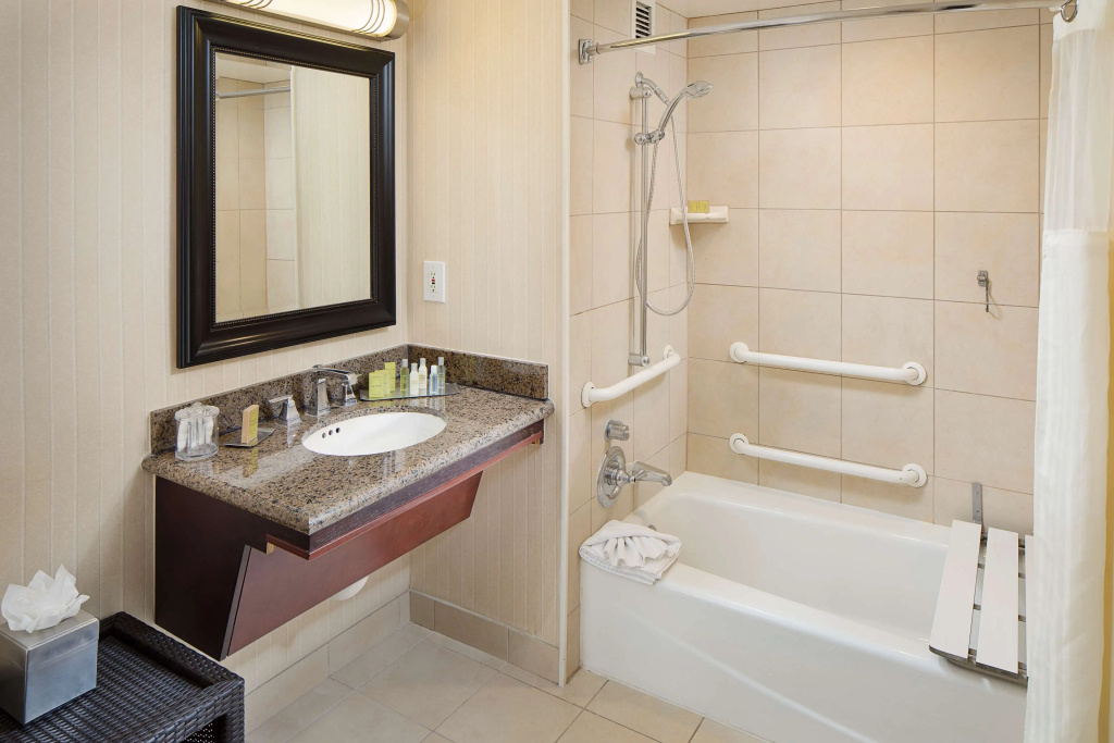 DoubleTree by Hilton Los Angeles - Commerce — photo 7