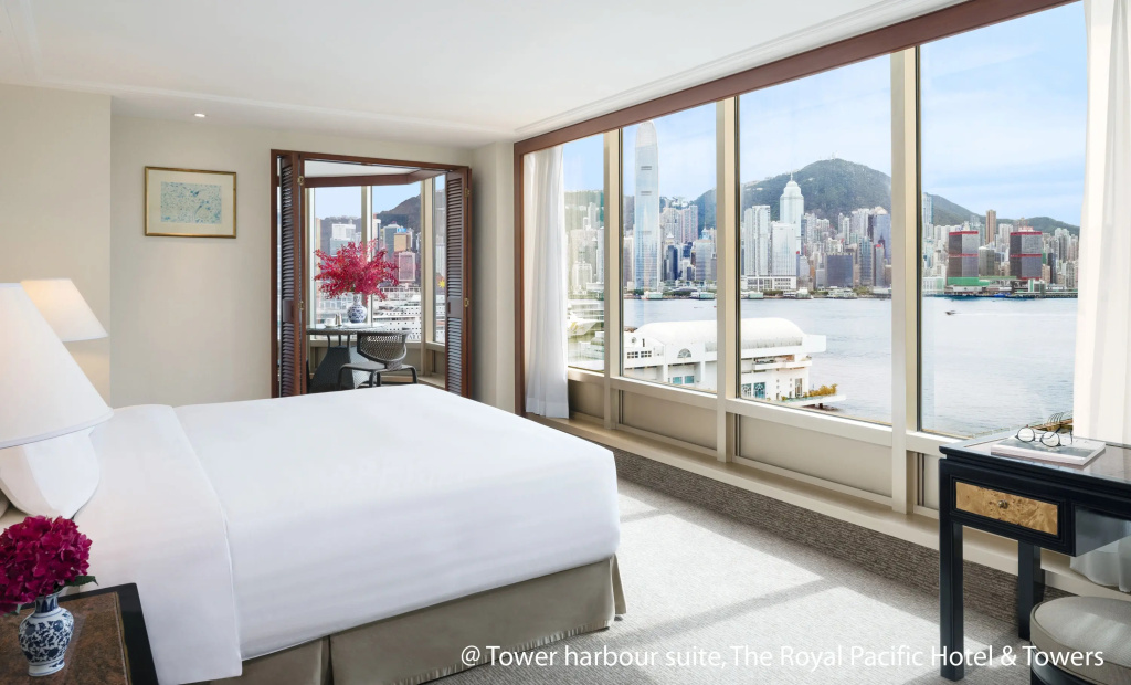 The Royal Pacific Hotel & Towers, photo 2
