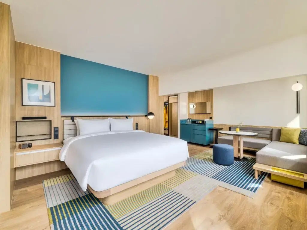 voco Bangkok Surawong by IHG, photo 3