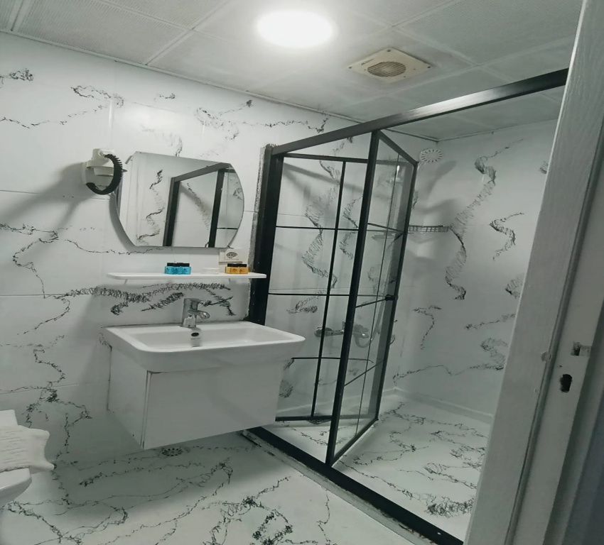 Unique Suite Hotel — photo 4