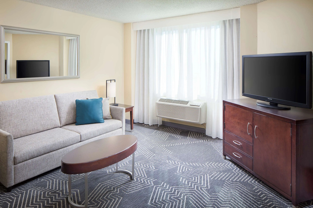 DoubleTree by Hilton Los Angeles - Commerce, photo 3
