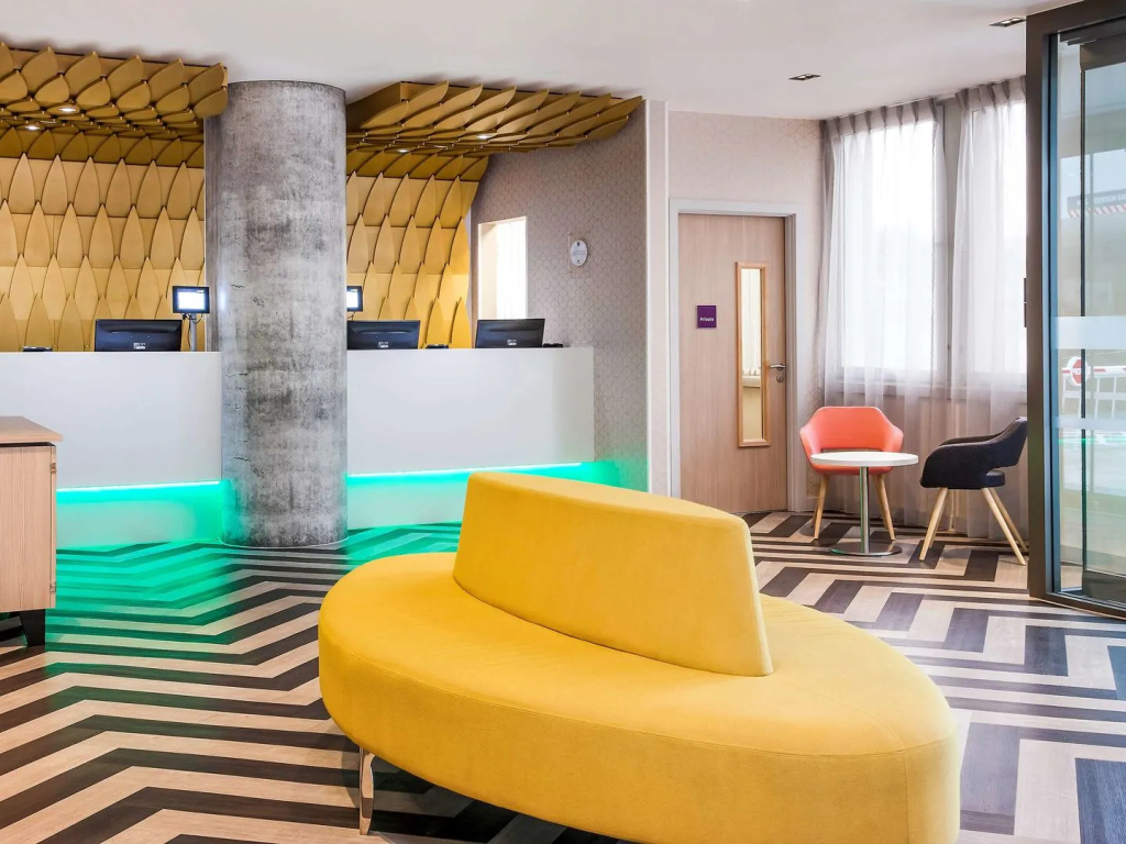 Ibis Styles London Heathrow — photo 2