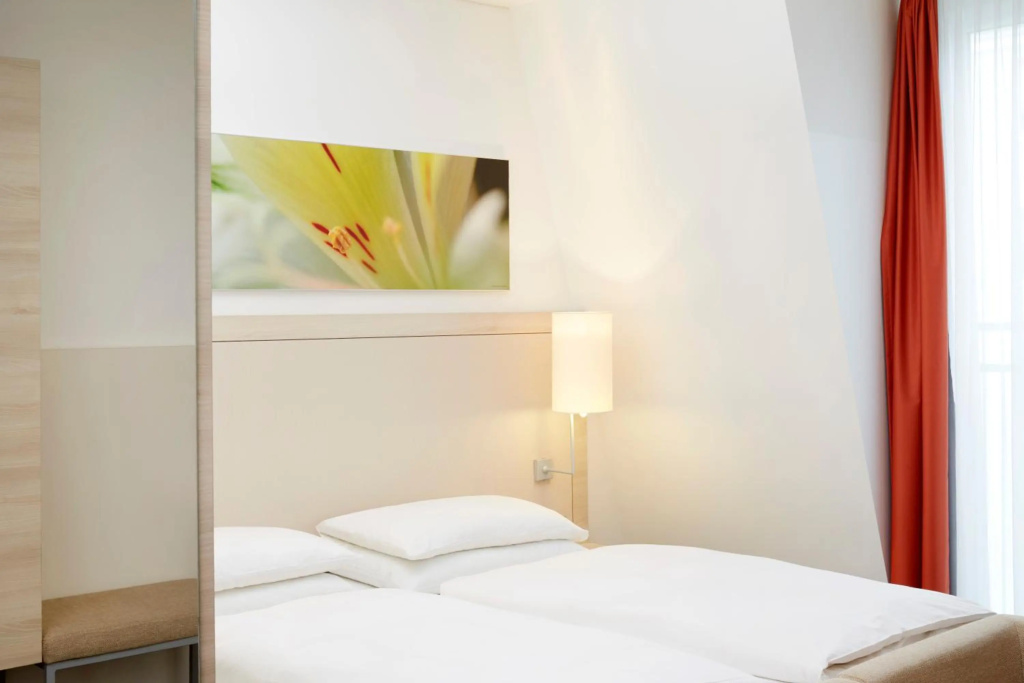 H+ Hotel München, photo 2