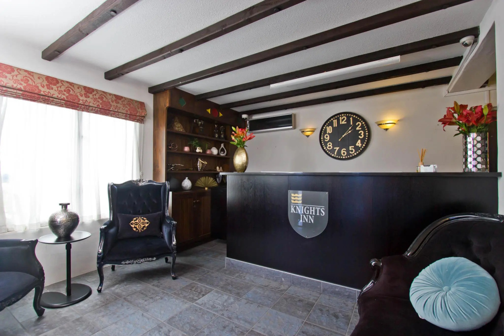 Knights Inn, photo 2