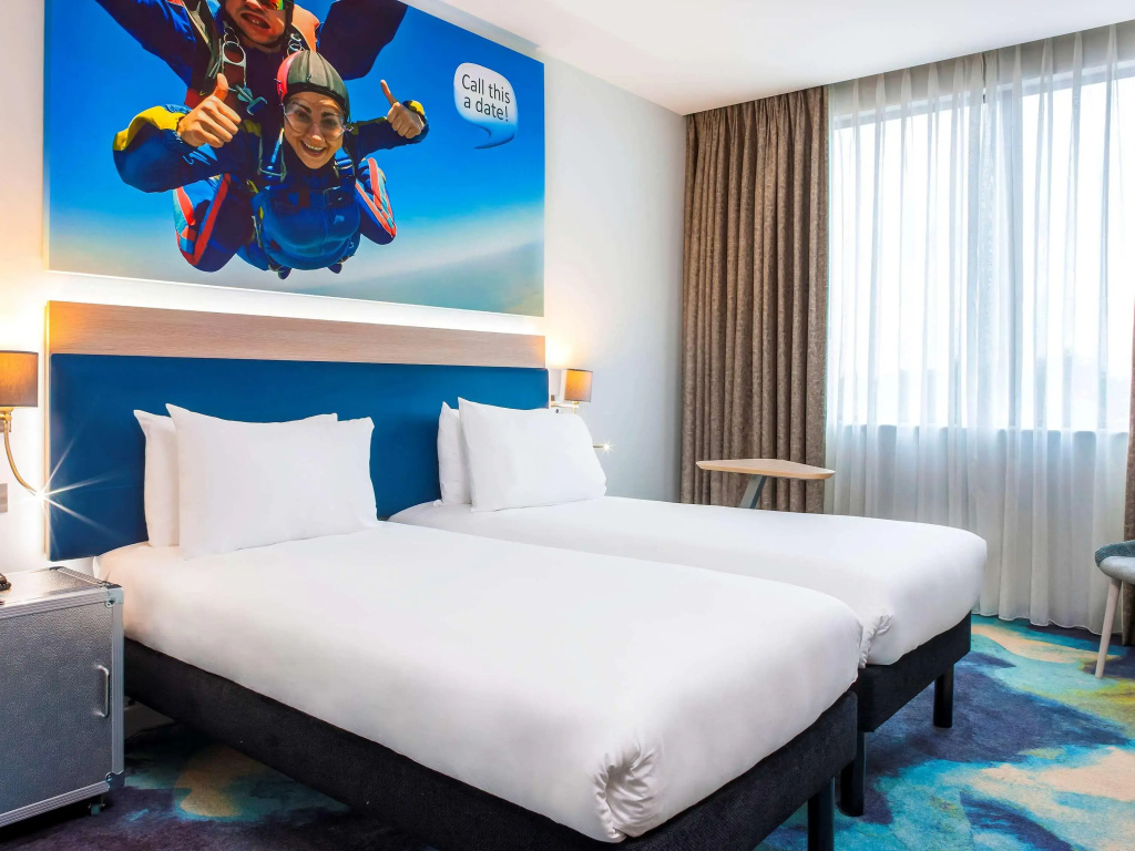 Ibis Styles London Heathrow — photo 3
