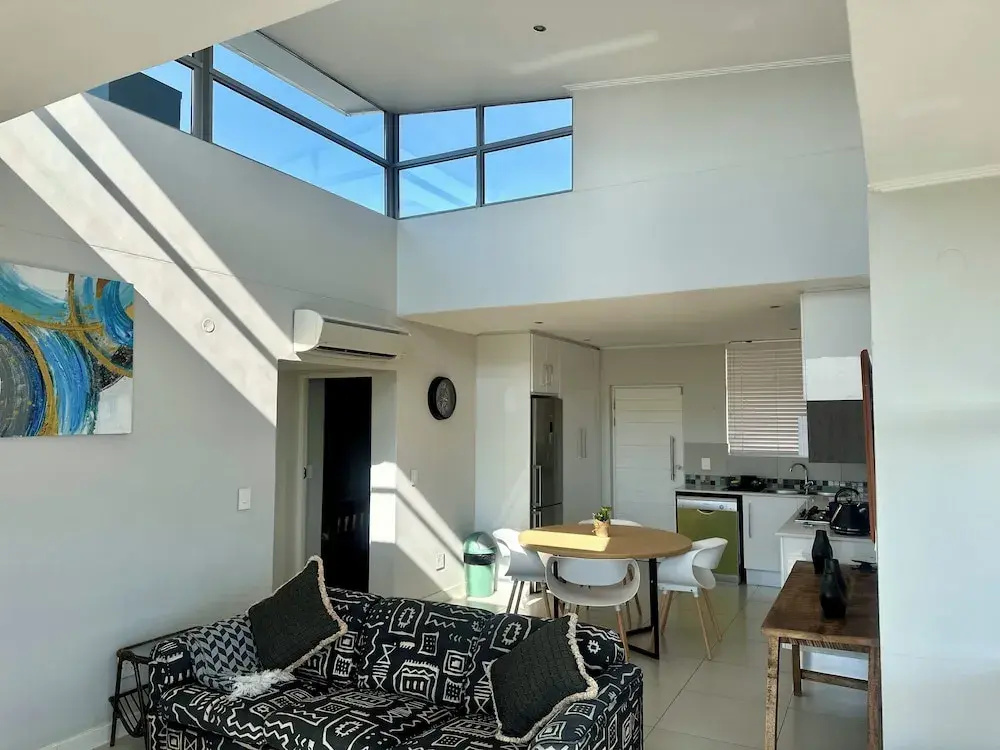 KMG Apartments at The Apex on Smuts, photo 5