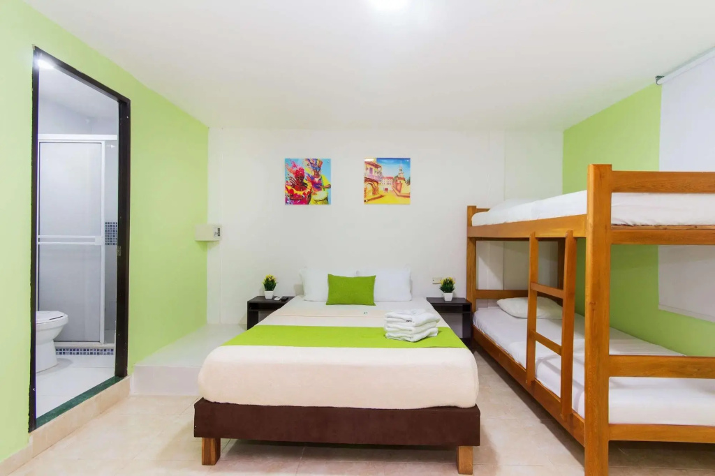 Hotel Avexi Suites By Geh Suites, photo 4