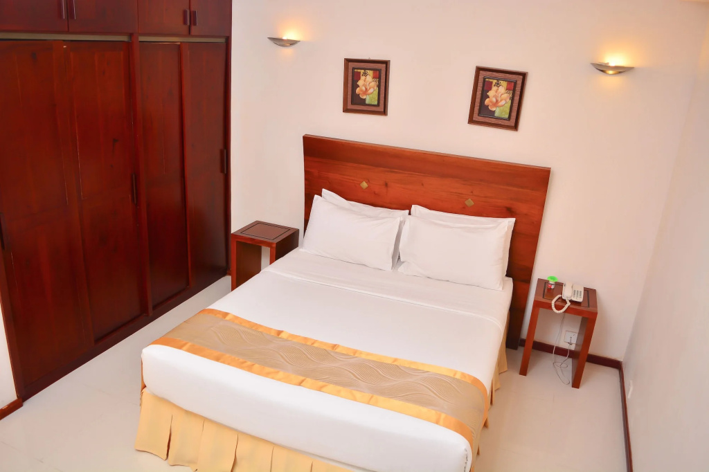 Unique Towers Luxury Boutique Suites — photo 6