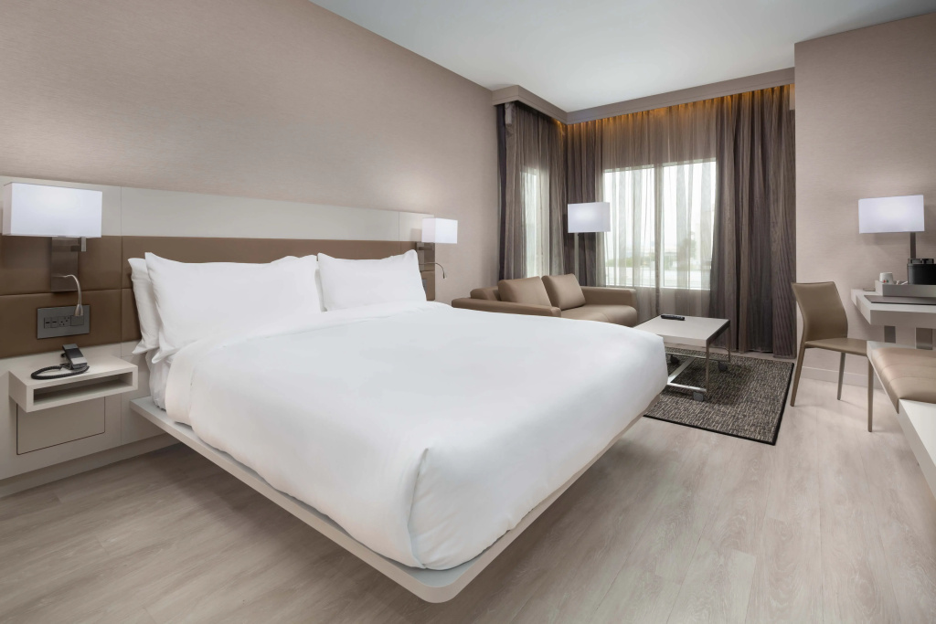 AC Hotel by Marriott Los Angeles South Bay, photo 2