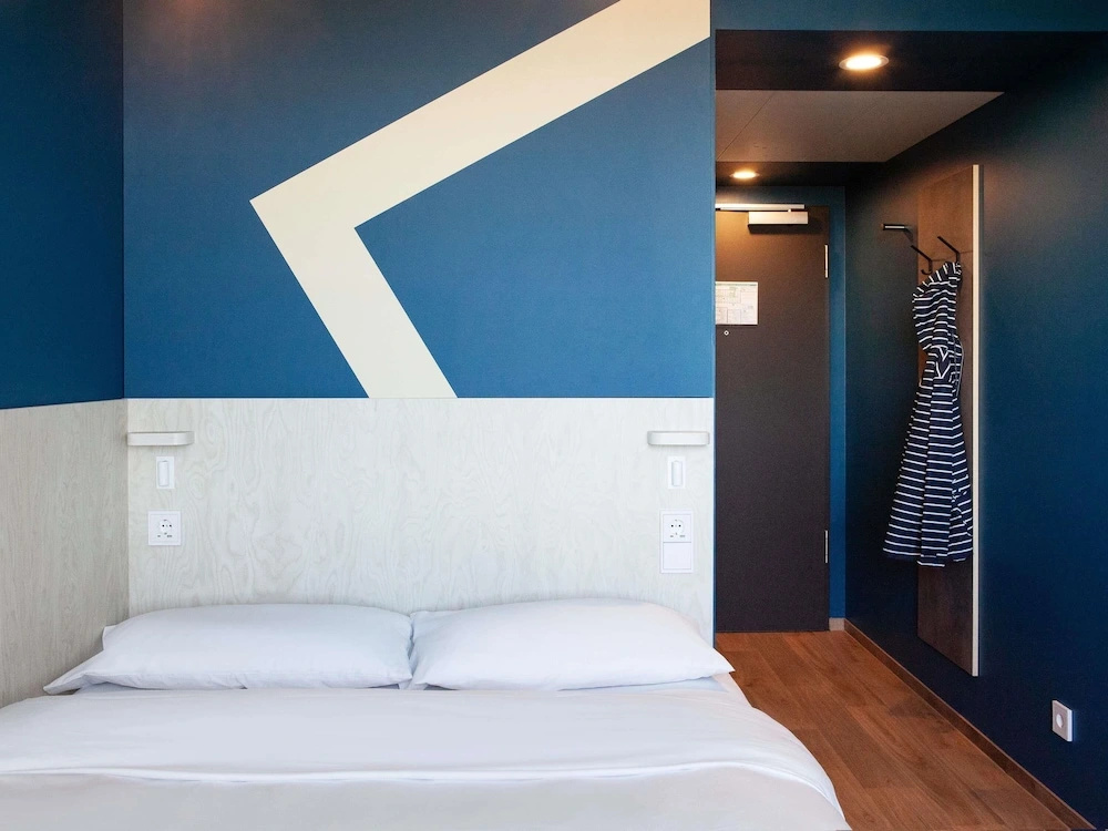 Ibis Budget Berlin Airport — photo 6