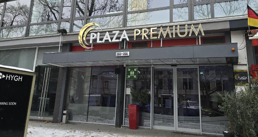 Plaza Premium Berlin Kurfürstendamm