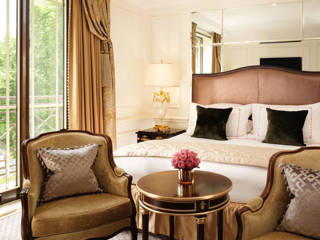 The Dorchester, photo 4