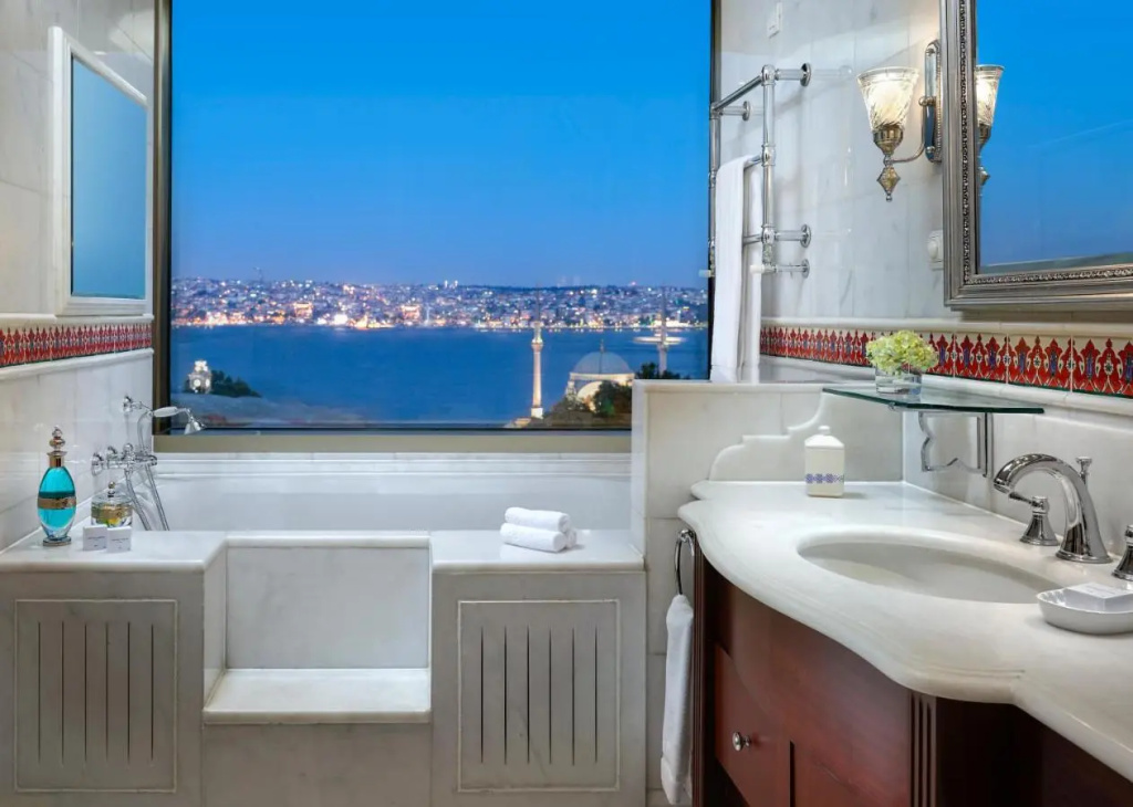 Hotel The Ritz-Carlton, Istanbul., photo 5