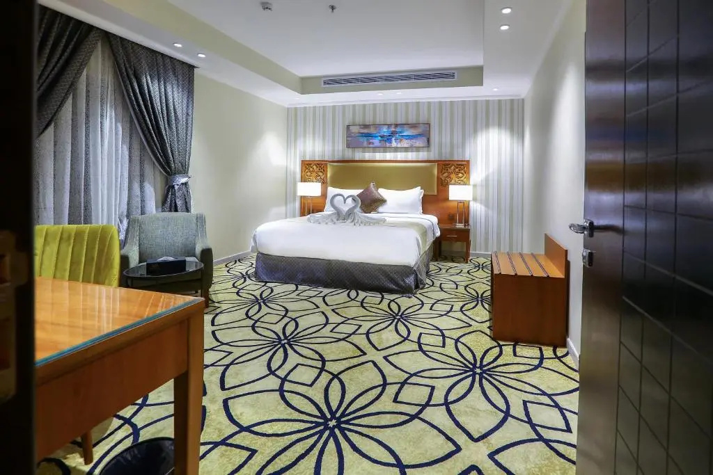 Lotaz Hotel Suites - Al Salamah, photo 4