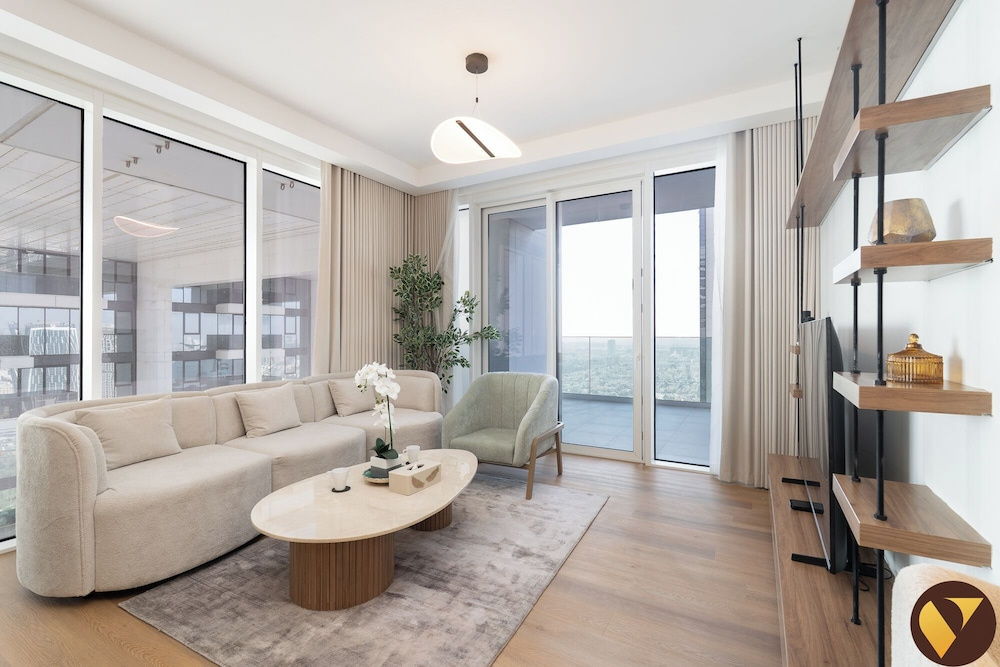 Vogue | Al Wasl 1 Residence near World Trade Centre — photo 8
