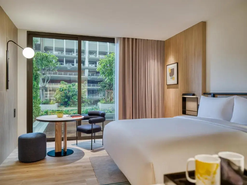 voco Bangkok Surawong by IHG, photo 5