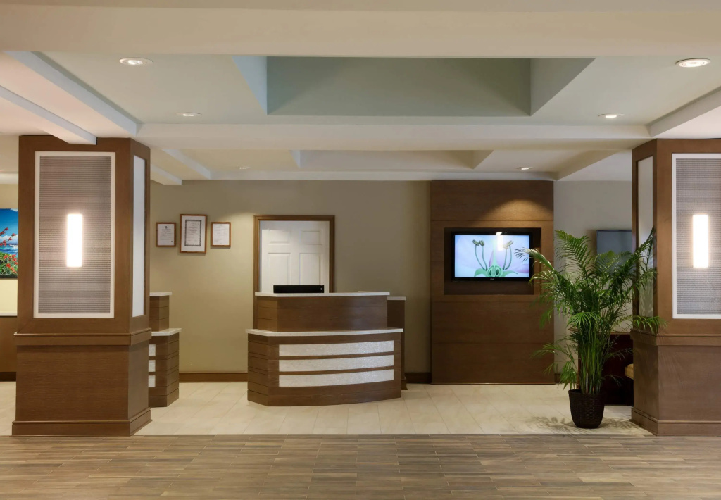 Courtyard by Marriott Nassau Downtown/Junkanoo Beach, photo 2