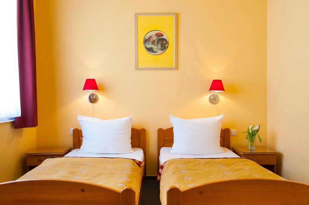 Cloister Inn — photo 7