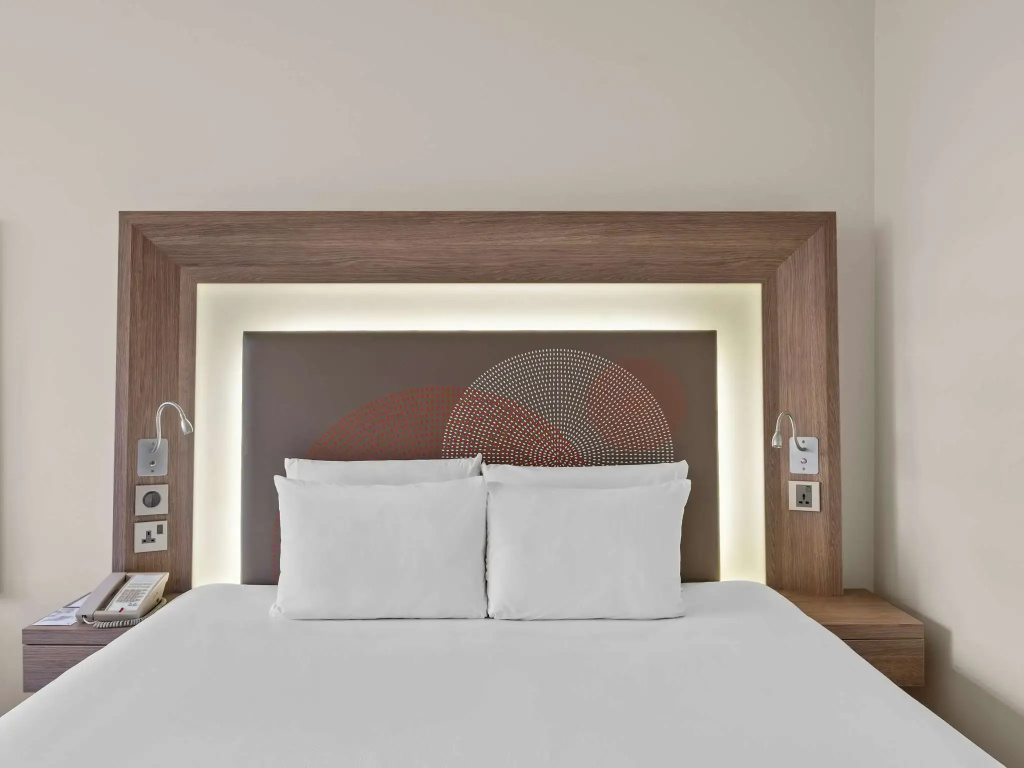 Novotel World Trade Centre Dubai — photo 8