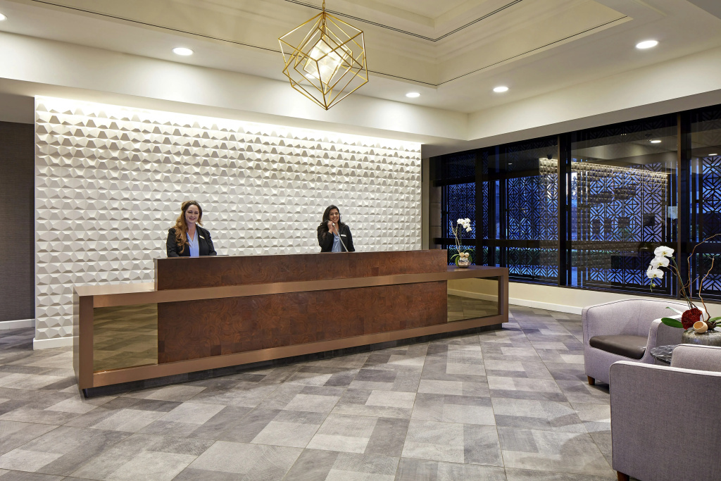 Hilton Pasadena, photo 2