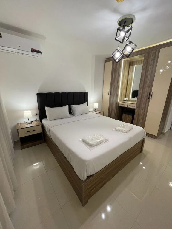 This Special Place Boasts an Unbeatable Location, photo 5
